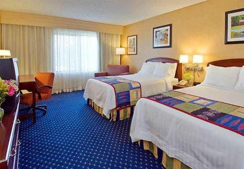 Courtyard By Marriott Lynchburg Hotel Ngoại thất bức ảnh